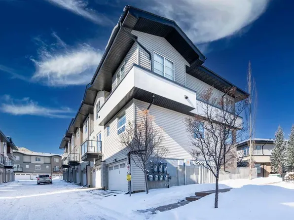 57 N Aspen Hills Cmn SW, Calgary, AB T3H 0R7
