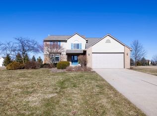 9065 S Pheasant Ridge Ln, Saline, MI 48176