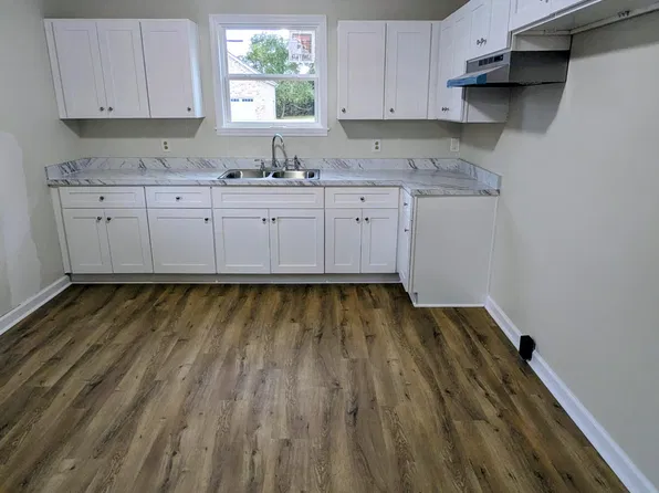 1310 Searcy St, Murfreesboro, TN 37129