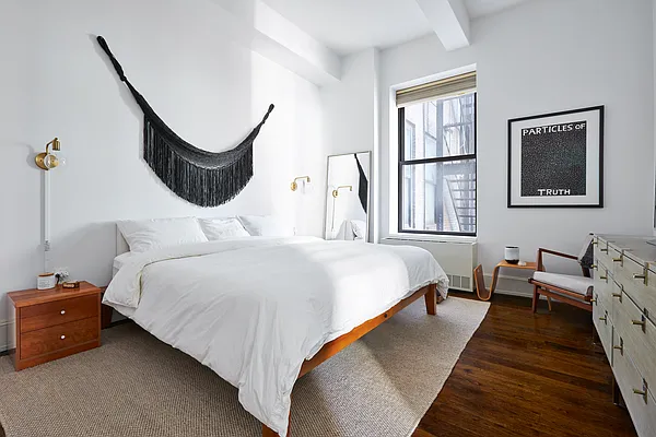 Rented by Compass | media 13