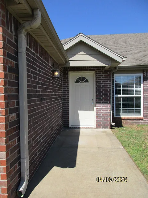 Building Photo - 937 Oak Crossing Dr