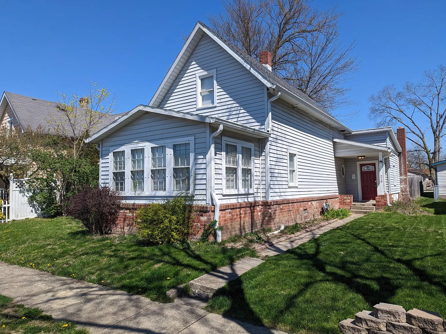 4 bed, 1484 sqft, $1,699 — Photo 1