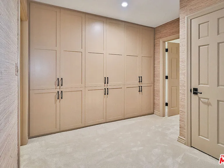1030 Brooklawn Dr — Photo 18