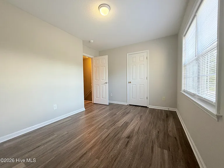 60 Rainbow Rd #2 — Photo 10