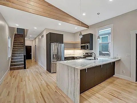 3rd image of 1817 Mills Ave