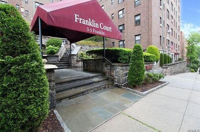 1st image of 3 Franklin Ave APT 5H