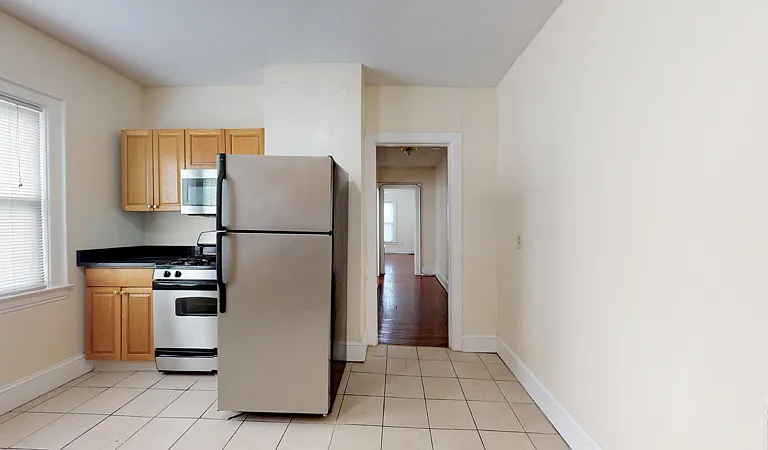 1318 Madison St — Photo 5
