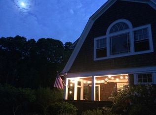 170 Lloyd Rd, Saunderstown, RI 02874