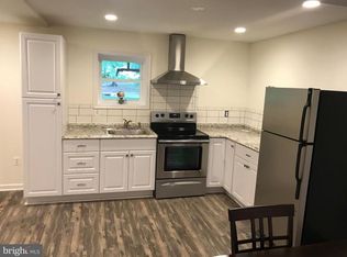 8906 Anita Ct, Manassas, VA 20110