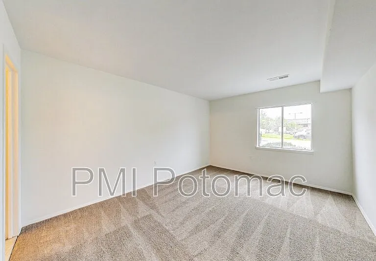 18600 Walkers Choice Rd #1 — Photo 16