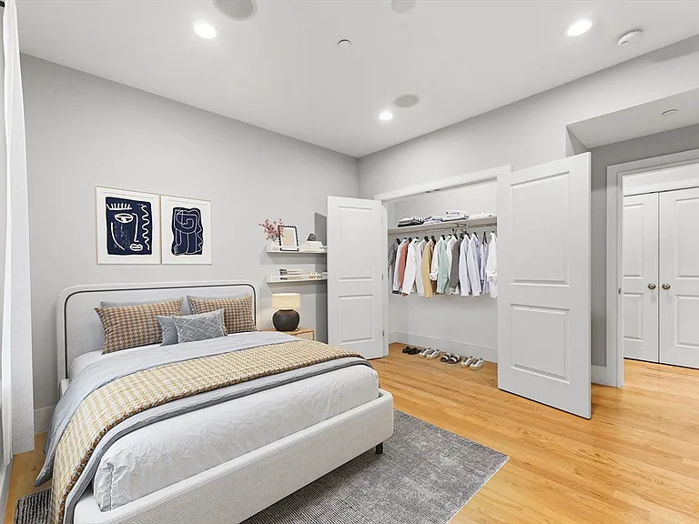 146 Athens St #3 — Photo 4