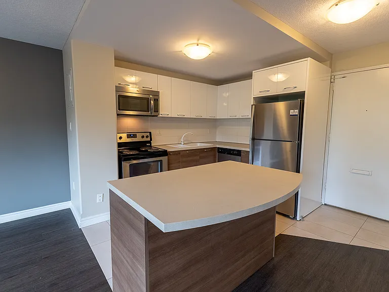 375 Scott St — Photo 18