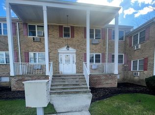 44 Manchester Ct APT D, Freehold, NJ 07728