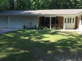 989 Ranch Rd, Indian River, MI 49749