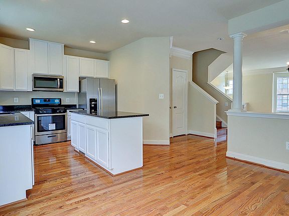 5th image of 2604 Glenriver Way