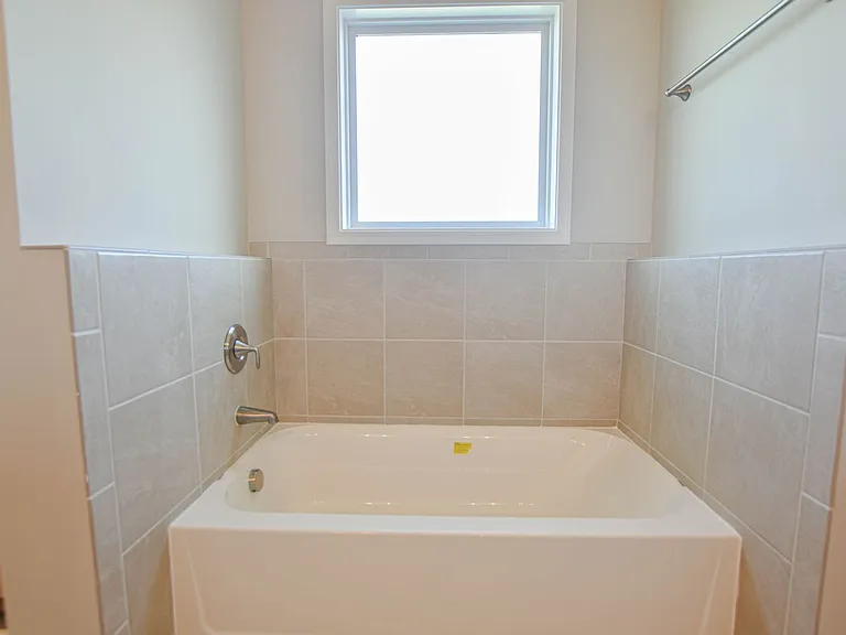 1113 Henry Place Blvd — Photo 15