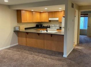 907 Larkin Ln, Ashland, OR 97520