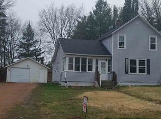 137 Mason St, Rosholt, WI 54473