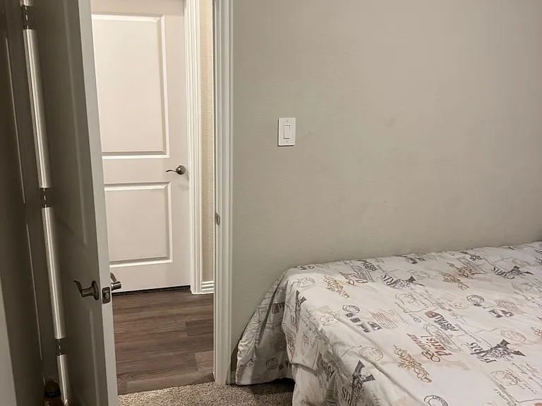 4008 Sandstone Ln — Photo 1