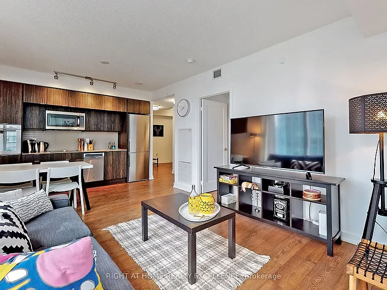 10 York St #2203 — Photo 6