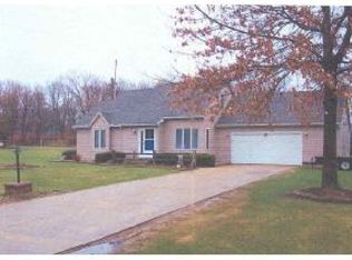 14663 Oak Ct, Plymouth, IN 46563