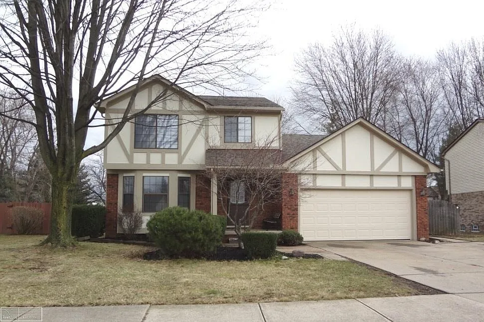 52874 D W Seaton Dr photo 1