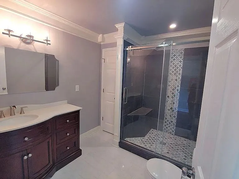111 Harborside Ct — Photo 13