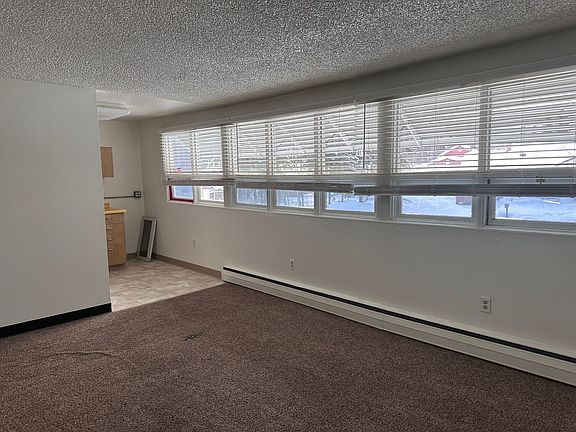 5th image of 434 Eureka Ave Unit C