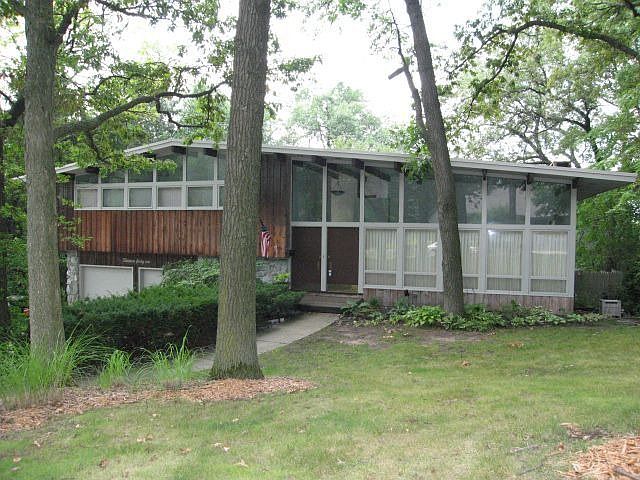 Front View of Home