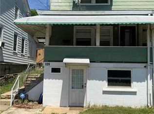 129 W Columbus Ave, Nesquehoning, PA 18240