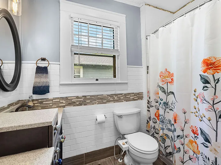 4419 Saint Elmo Ave — Photo 21