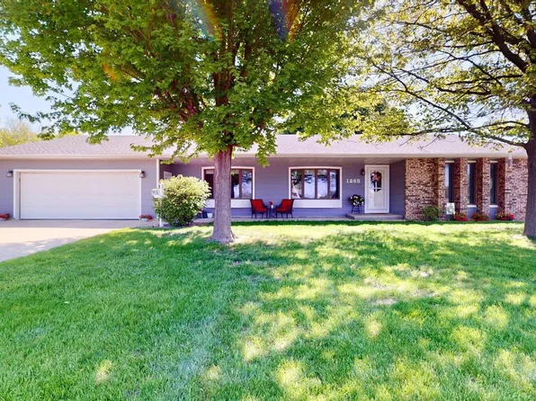 1265 Division St, Garner, IA 50438