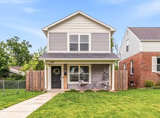 208 E Poplar St, Danville, IN 46122
