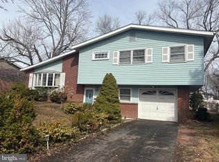 2407 McCawber Dr, Wilmington, DE 19808