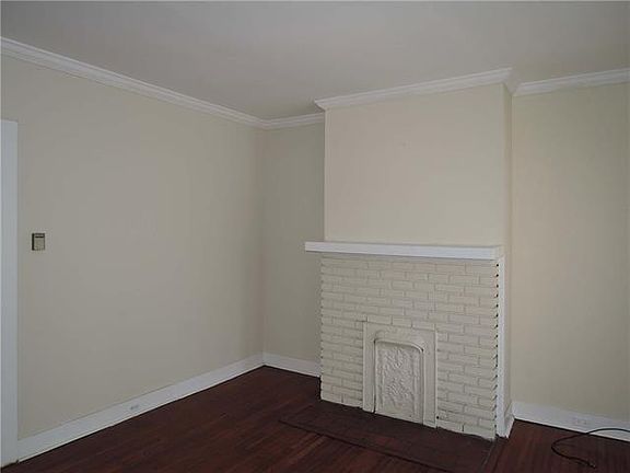 4th image of 2326 Lowerline St
