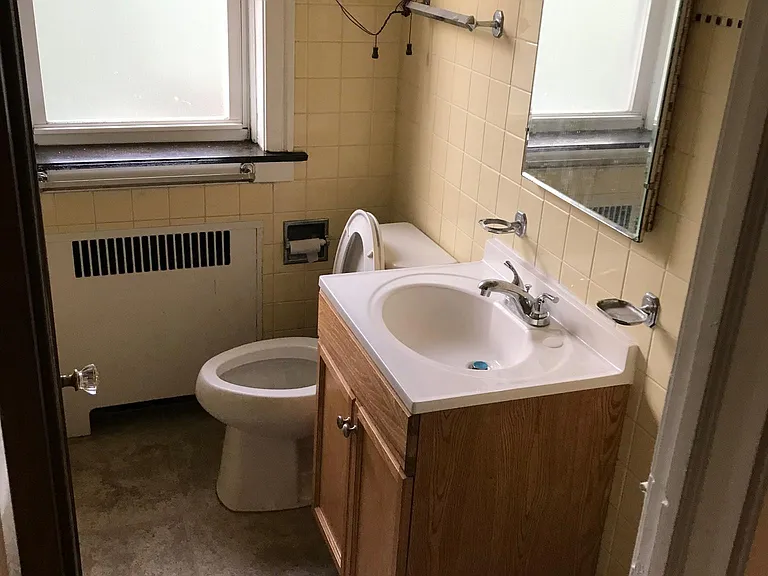 5706 N Francisco Ave #2 — Photo 5