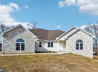 8325 Grove Angle Rd, Ellicott City, MD 21043