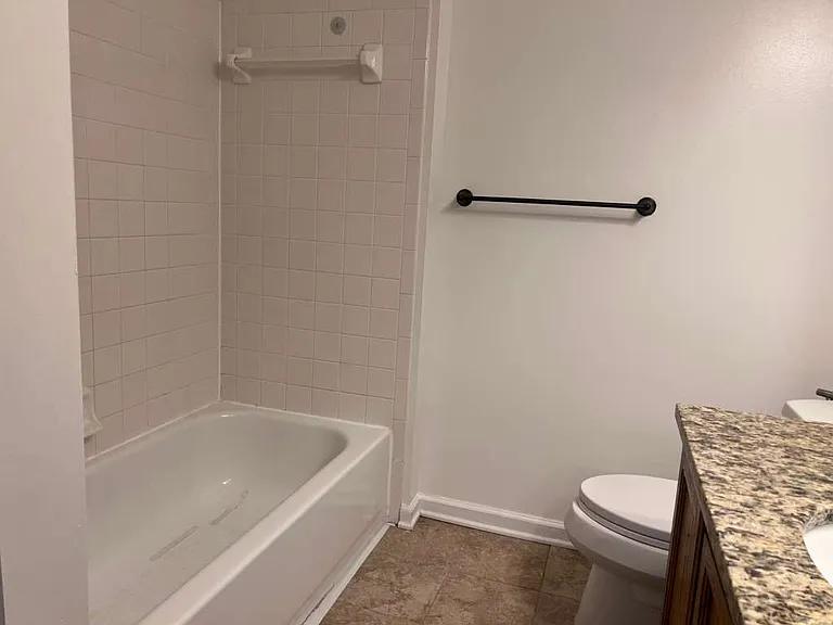6205 Abbottsbury Row — Photo 14