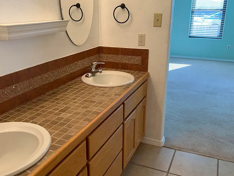 36360 E Margaret St — Photo 8