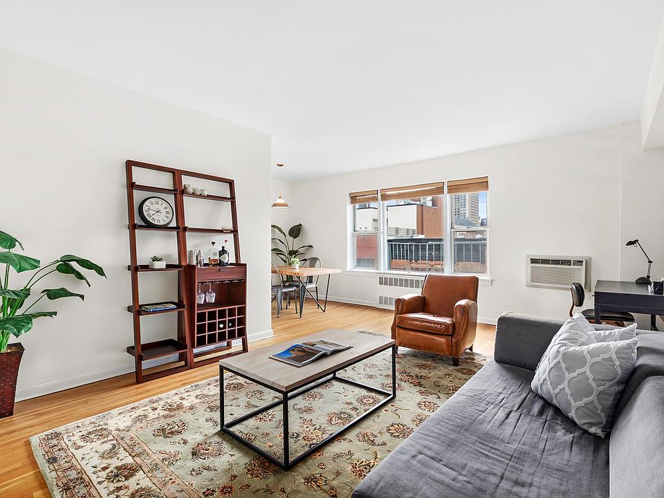 1st image of 2 King St Penthouse B