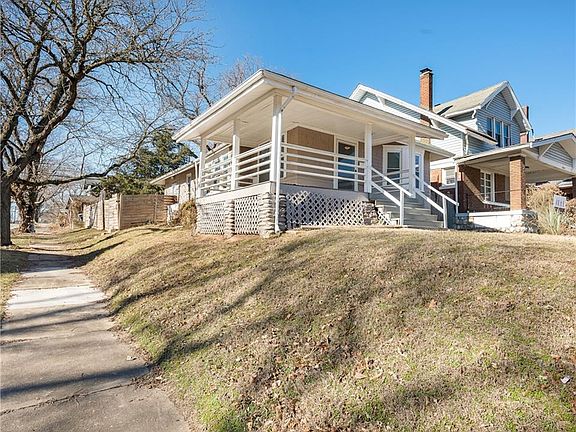 4th image of 4948 College Ave
