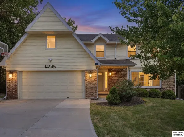 14915 Martha Cir, Omaha, NE 68144