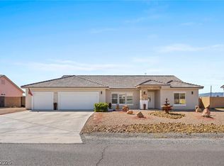 4621 Honey Locust Dr, Pahrump, NV 89061