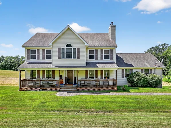 15 Old Dominion Rd, Blooming Grove, NY 10914