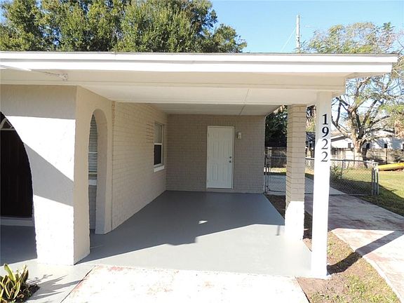 5th image of 1922 S Ivey Ln