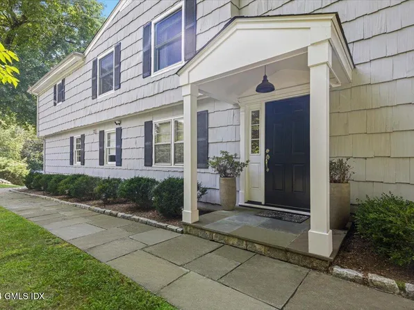 70 Gregory Rd, Cos Cob, CT 06807