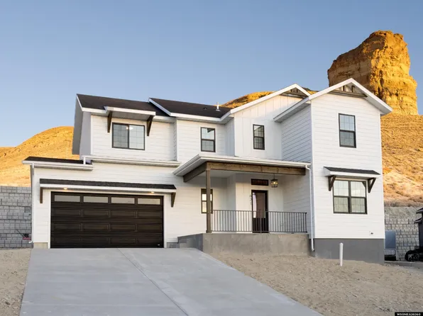 621 Memory Ln, Green River, WY 82935