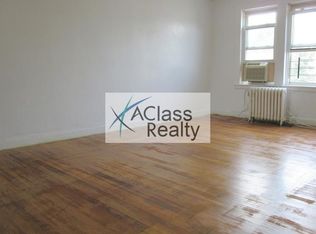 2054 32nd St, Astoria, NY 11105