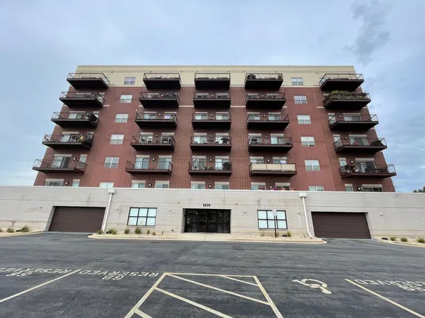 1650 Riverwoods Dr Unit 503, Melrose Park, IL 60160