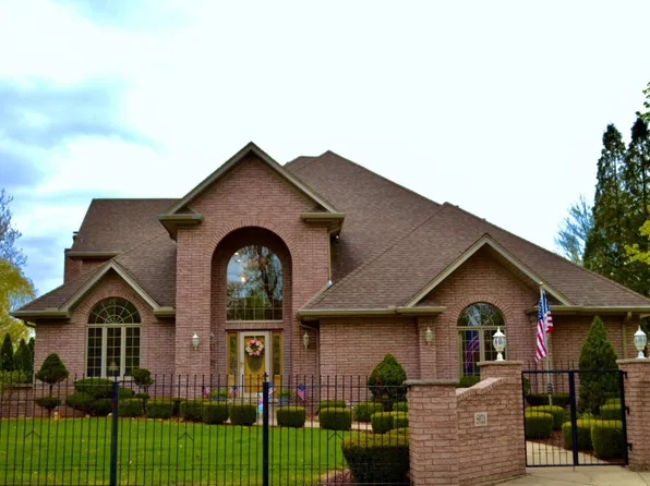5021 S State Road 10, Knox, IN 46534